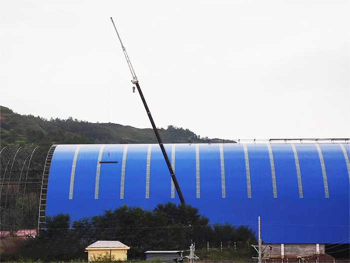 阿尔山煤棚网架工程